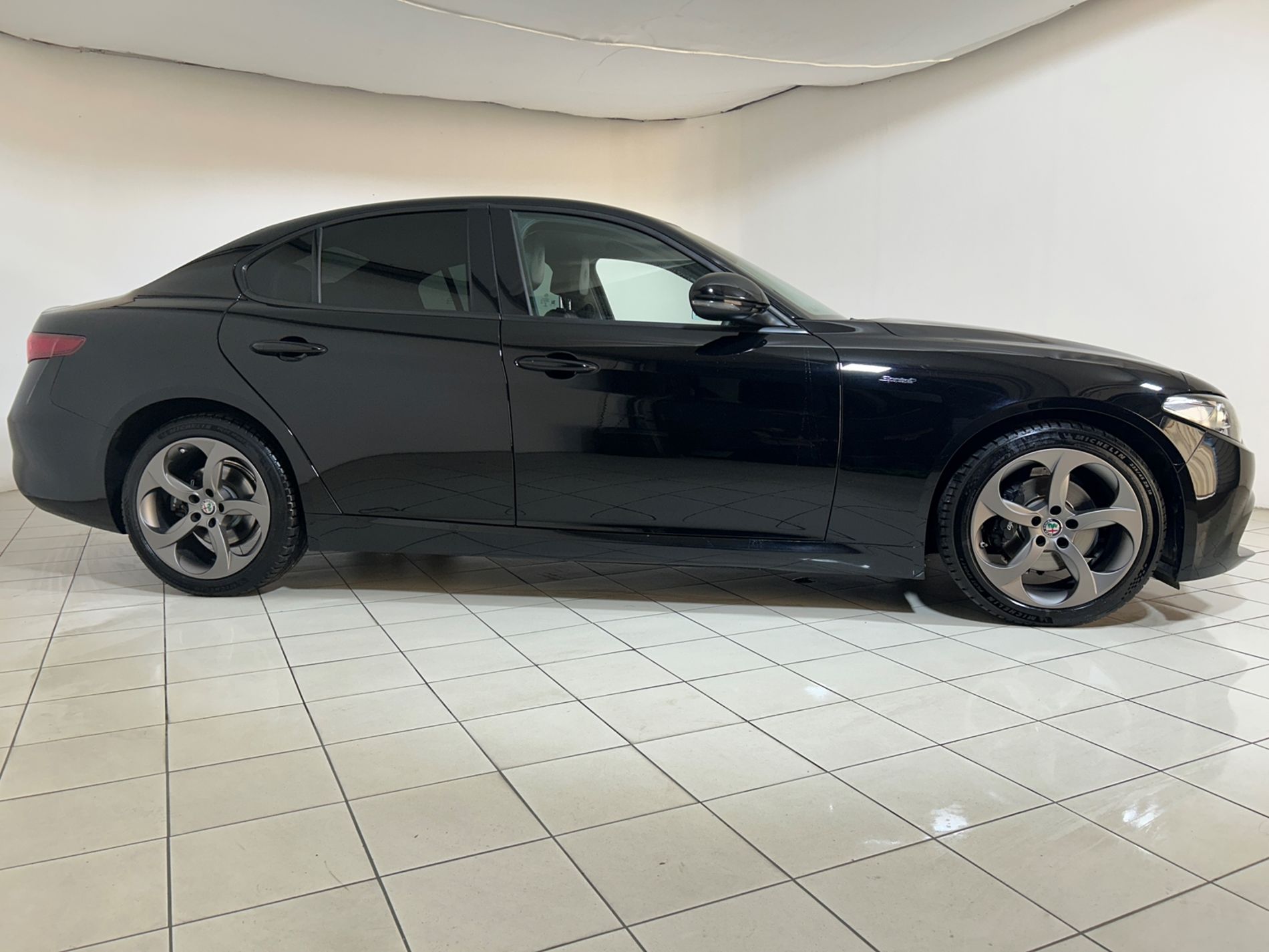 Alfa Romeo Giulia 2.2 t Sprint 190 cv automatica sedili in pelle - Autoviemme